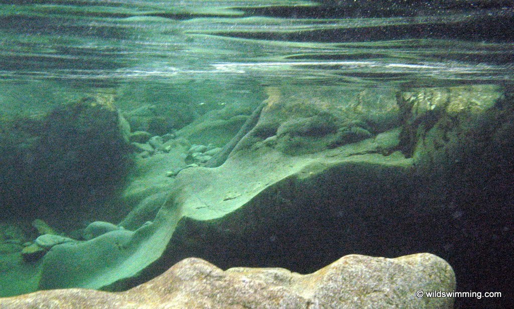 Faerie Pools, Bla Bheinn