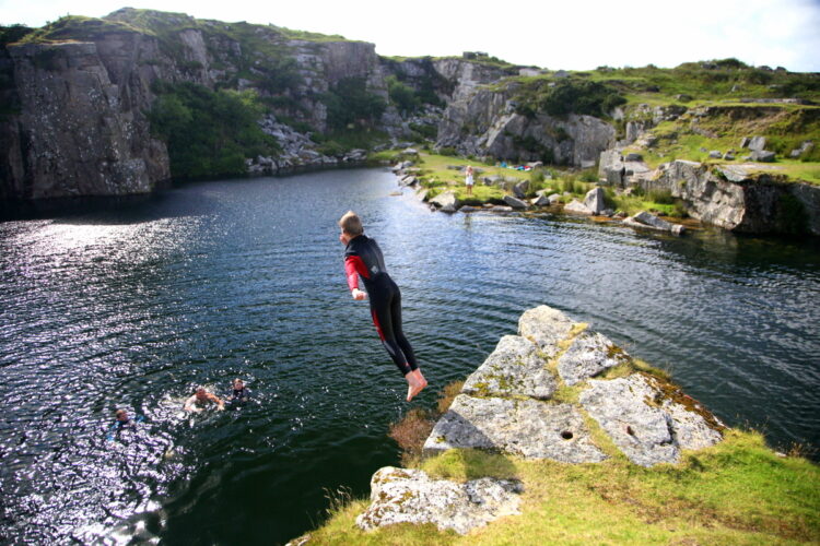 wild swimming cornwall